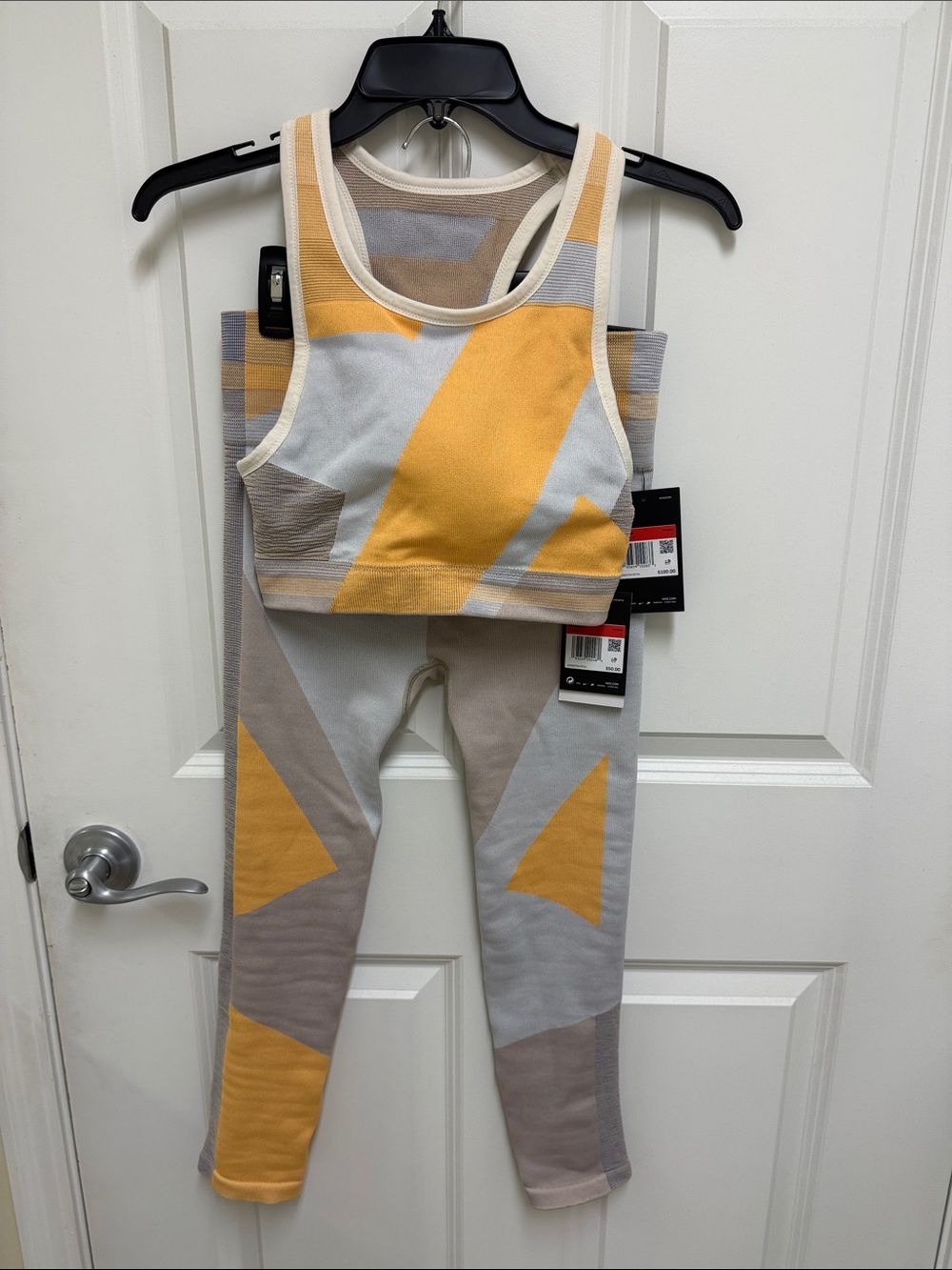 Nike Yellow Gray Cream Geometric Sports Bra & Leggings Set
